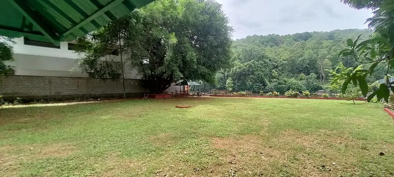 Riverok Resorts Athirappilly