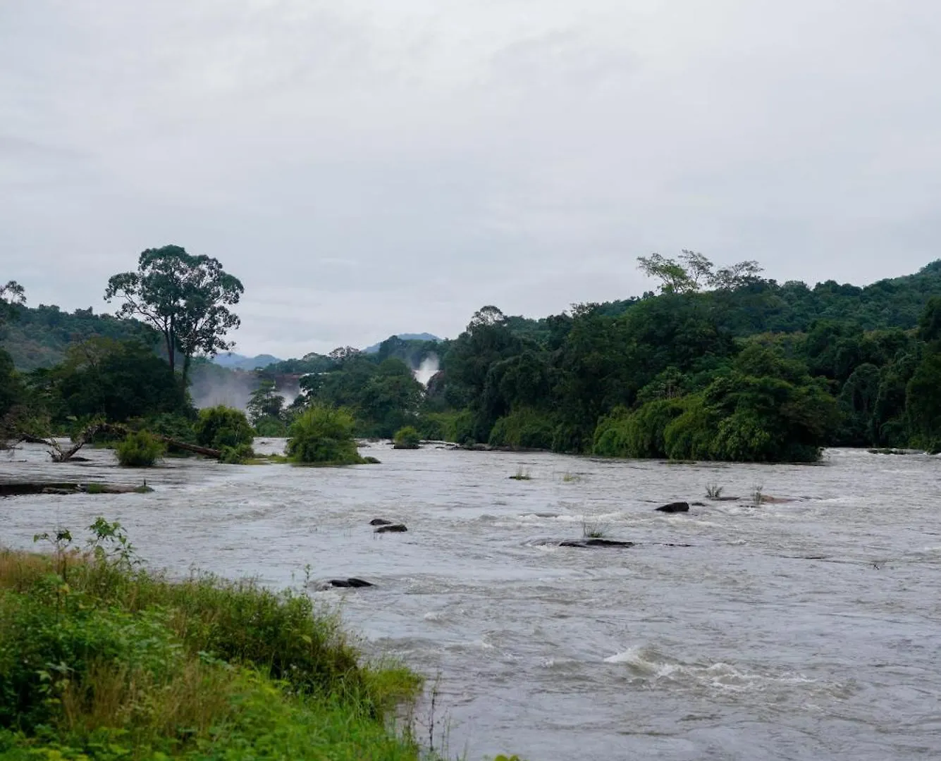 Riverok Resorts Athirappilly
