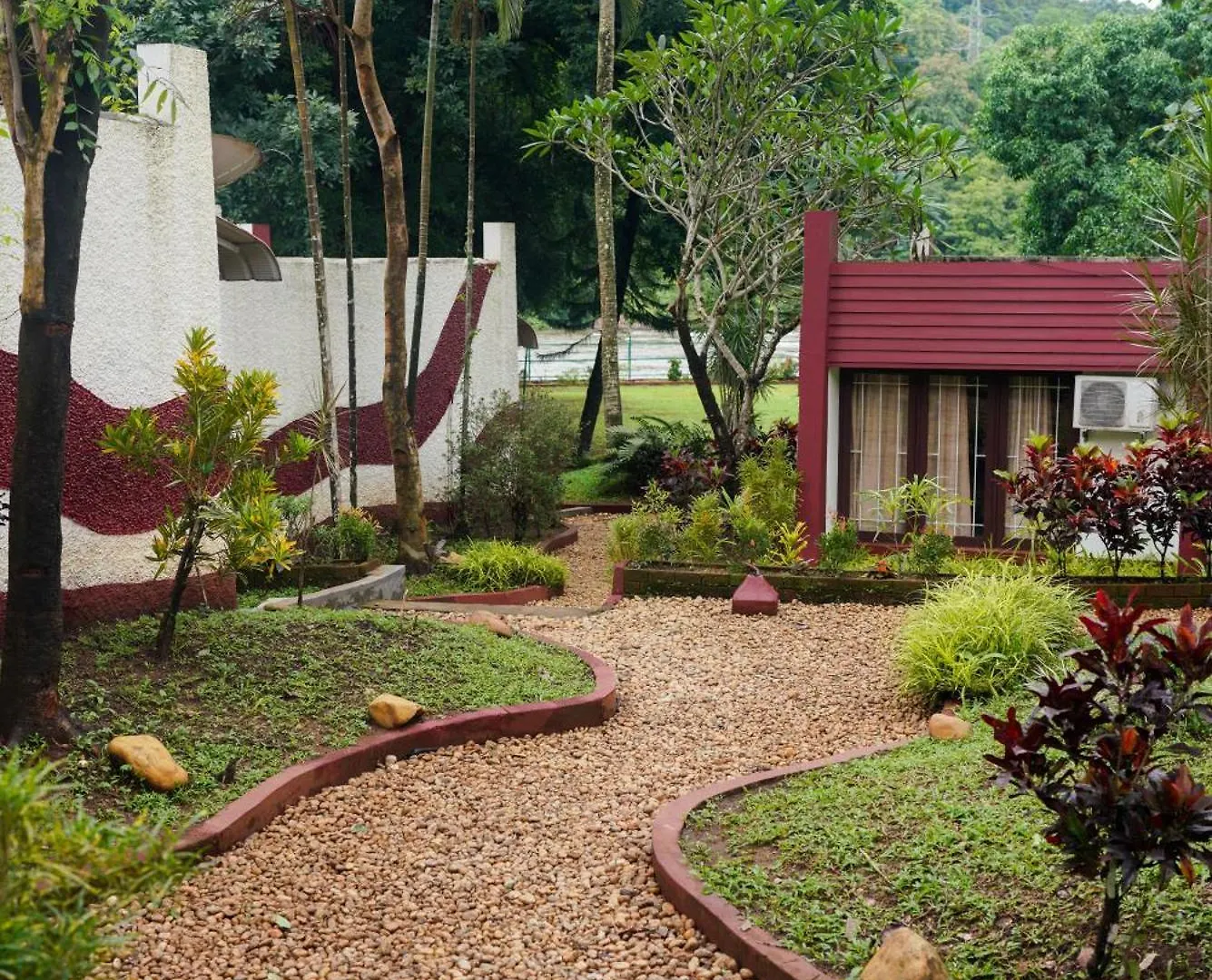 Riverok Resorts Athirappilly