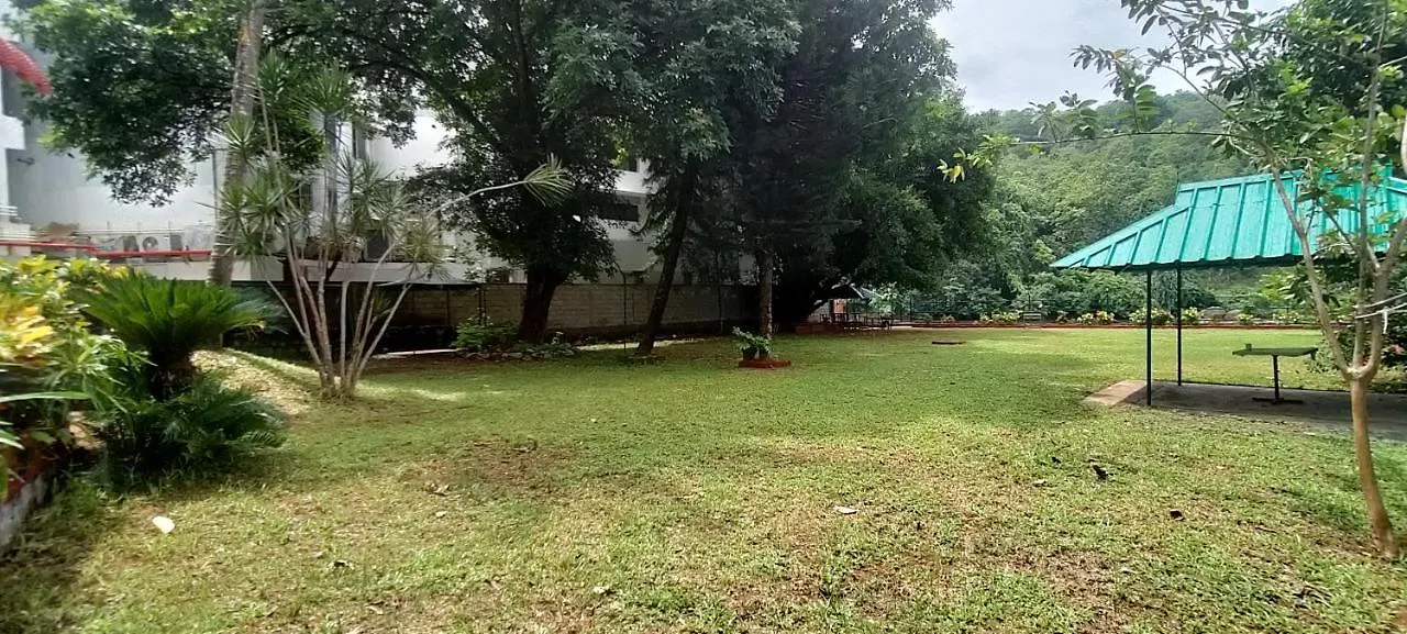 Riverok Resorts Athirappilly Indie