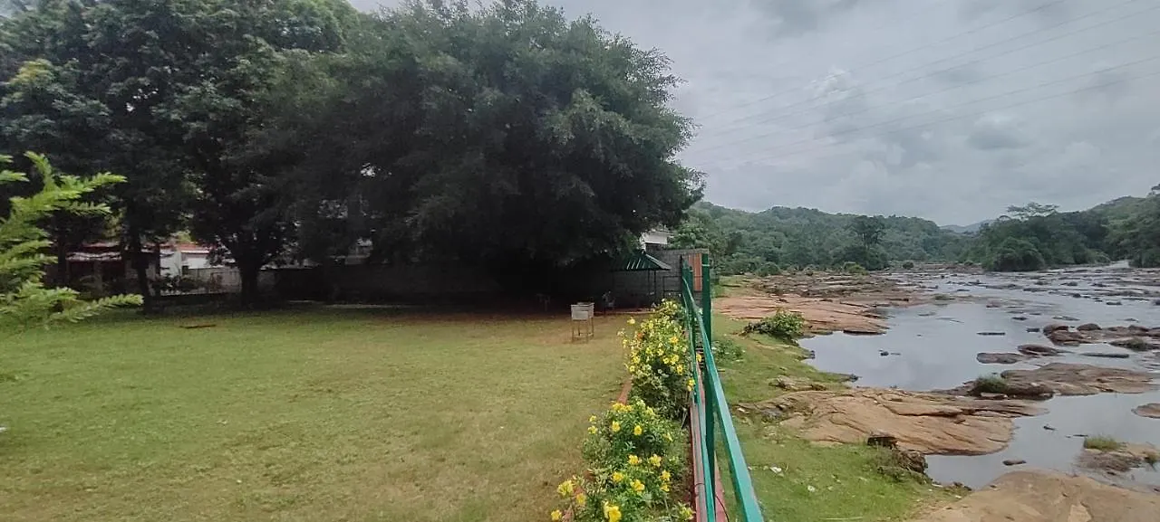 Riverok Resorts Athirappilly